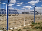 光伏園區(qū)增加防護圍欄 光伏電站加裝鐵絲網圍欄 光伏鐵絲隔離網